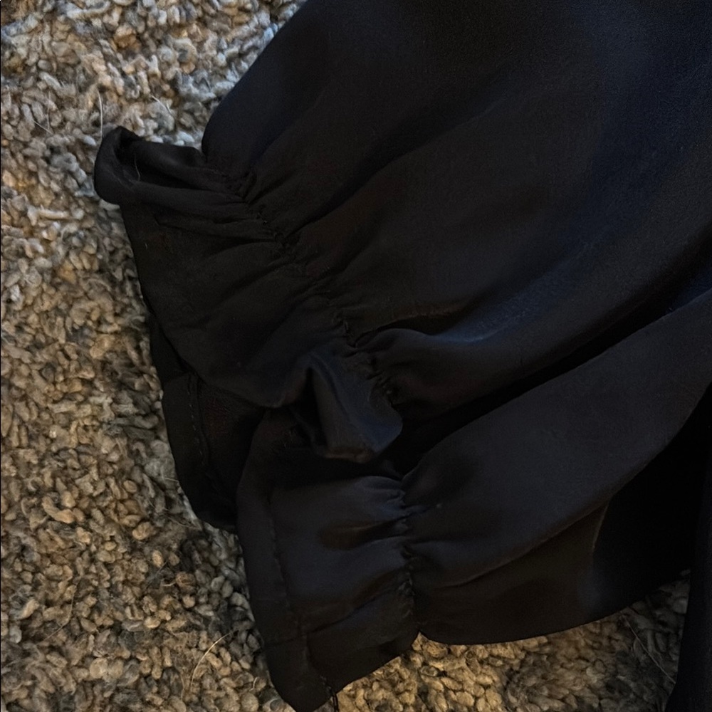 Elegant Black Women's Top - Picture 4 of 6